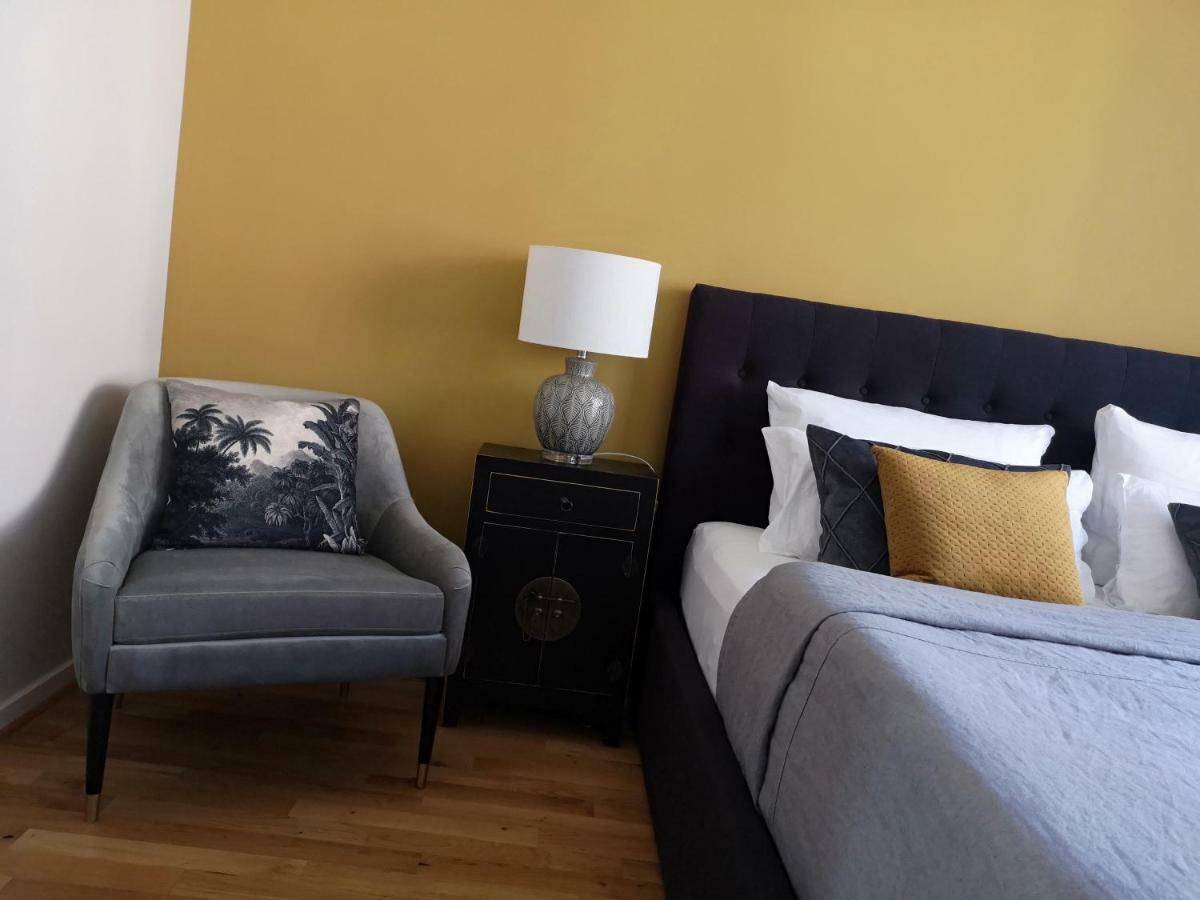 100 Qm Luxus Industrial Apartment