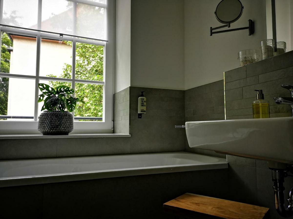 100 Qm Luxus Industrial Apartment *